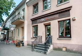 Хостелы Pogo Hostel Вильнюс Кровать в общем 6-местном номере для мужчин и женщин-2